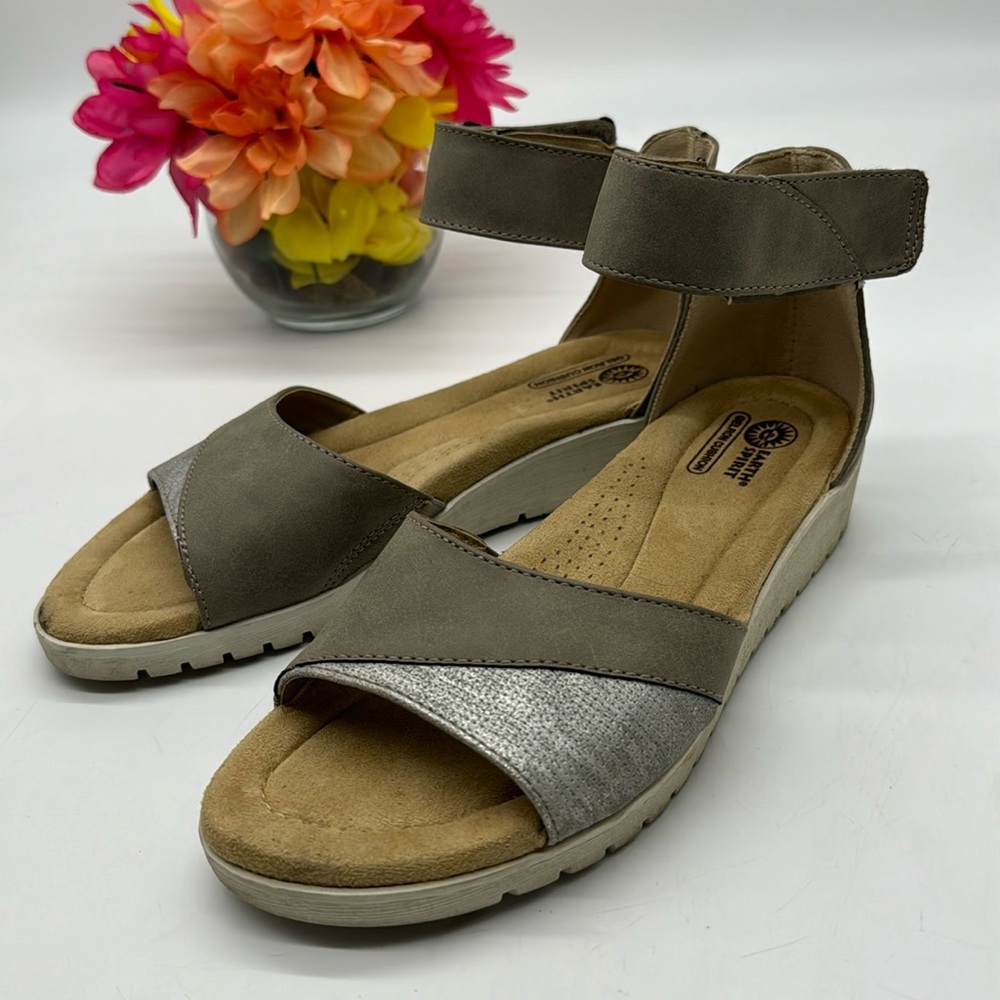 Earth Spirit Gray Silver Ankle Strap Sandals Size 8.5 MCS6915L